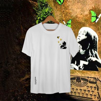 Polar Bear : Kid and Butterflies small